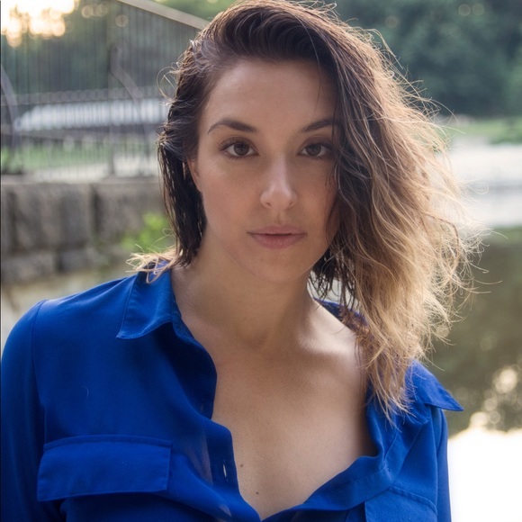 💙 Hello! Welcome to Catrina’s Closet! 💙 - Picture 1 of 1